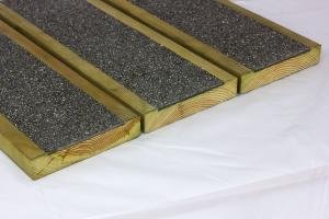 ECHANTILLON DE LAME ANTIDÉRAPANTE