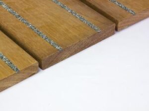 Lame de Terrasse Antidérapante Gripsure - Gamme PRO - Contemporary - Bois Exotique