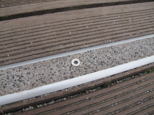 Vue de détail du vissage