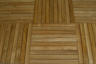 Caillebotis de Terrasse en Teck FSC 84 X 84 cm