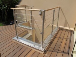 2 - SECTION 1B : Poteaux inox pour pose "à l'Anglaise"