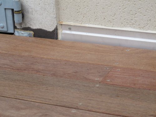 Terrasse en bois sur étancheité et traitement du solin