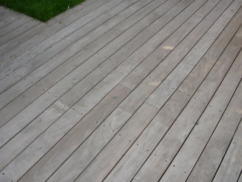 Platelage en Teck grisé