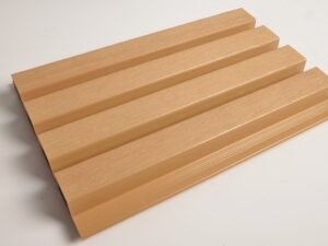 Lame de bardage composite XtraClad à claire voie Couleur Red Cedar