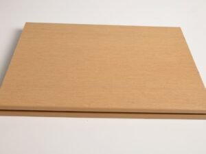 Lame de terrasse bois composite rainurée XtraWood "très large" (21x400cm). Couleur Red Cedar