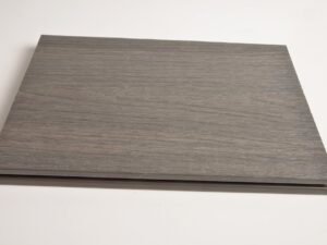 Lame de terrasse bois composite rainurée XtraWood "très large" (21x400cm). Couleur Silver Grey